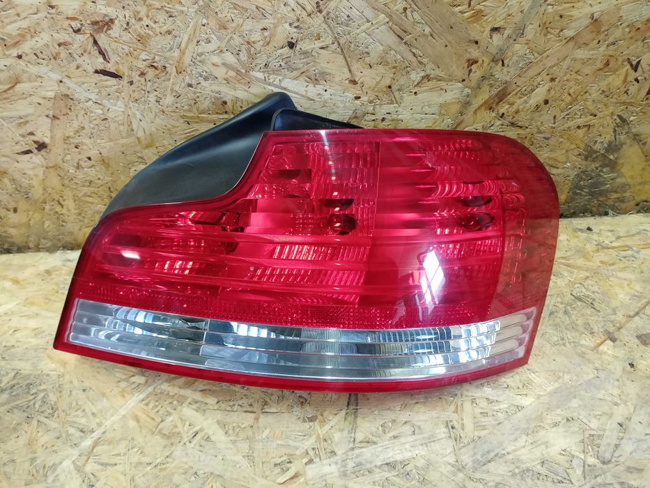 BMW E82 seria 1 coupe lampa tył tylna prawa lewa oryginał demontaż