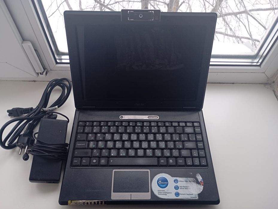 Ноутбук ASUS F9E Б/У