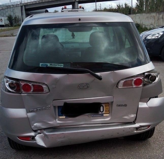 FAROLINS VENDIDOS MAZDA 2 (DY) 1.2I DE 2007 DISPONÍVEL PARA PEÇAS