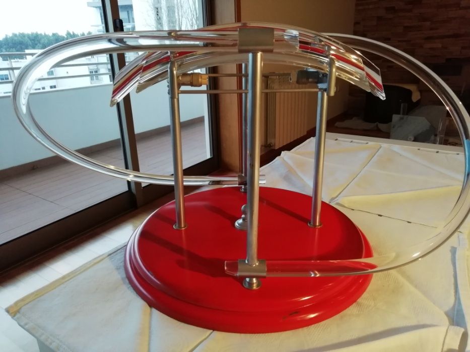 Candeeiro Usado Vermelho às Tiras em Vidro