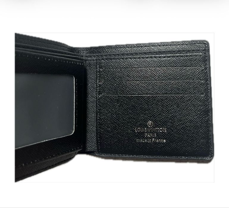 Portfel Louis Vuitton Monogram Eclipse – Klasyczny Bi-Fold