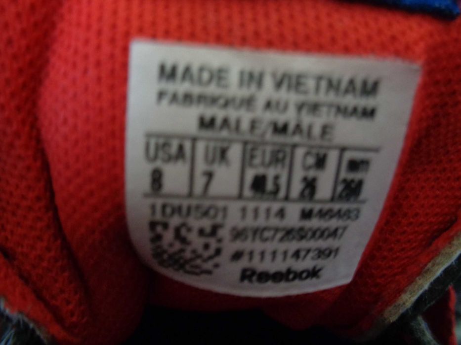 REEBOK obuwie sportowe 40,5/26 skóra naturalna.