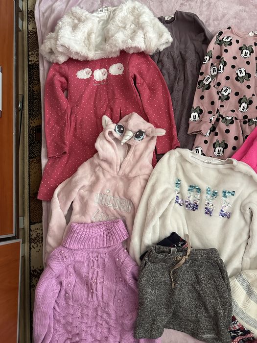 Cieple bluzki sukienki dresowe hm 116/122