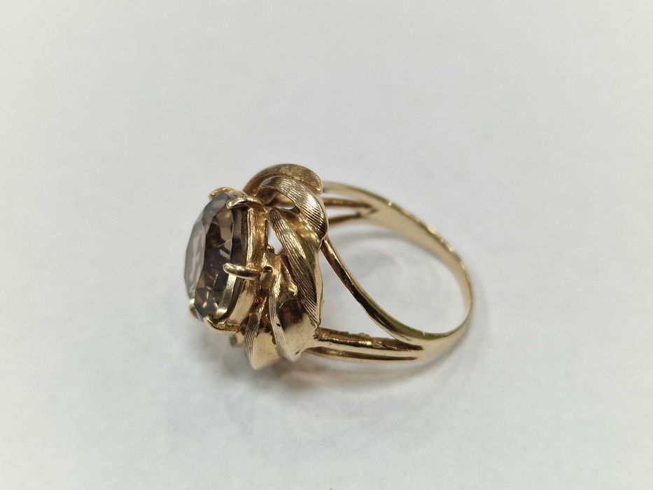 Piękny złoty pierścionek/ 417/ 10K/ 6.51 gram/ R15/ Kwarc dymny