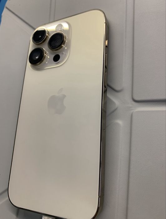 Продам телефон apple iphone 14 pro 256Gb esim gold