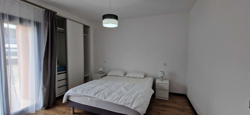 Apartamento T3 para férias com piscina e lugar de garagem