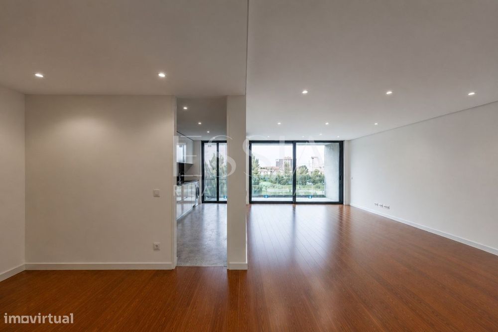 Apartamento T3 com Varanda no Varandas do Foco