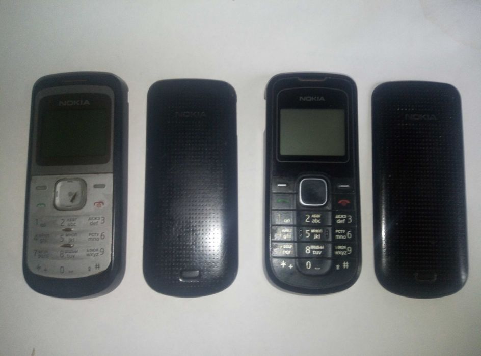 Телефони Nokia - 1202 кнопкові, невелички 2 шт.