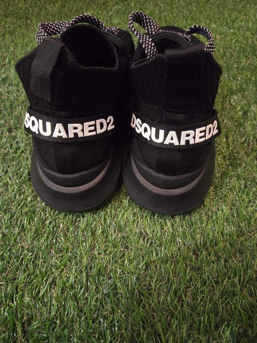 Продать кроссовки DSQUARED2