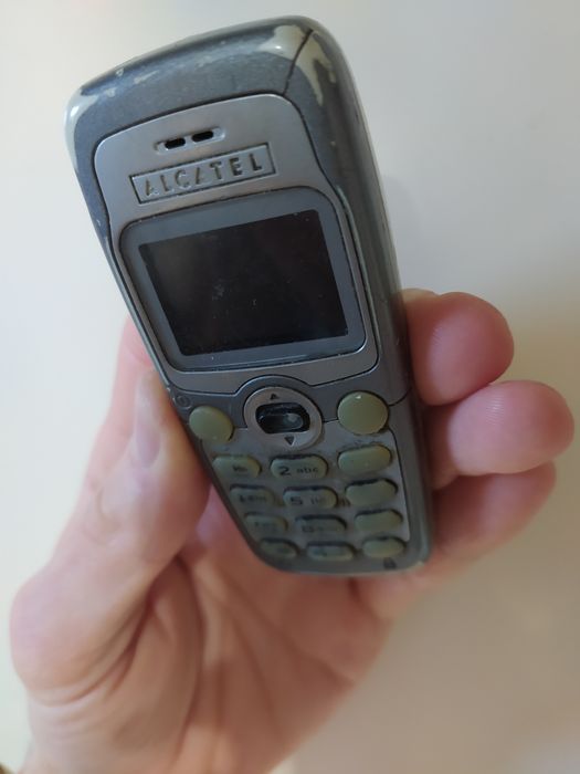 телефон Alcatel BG3