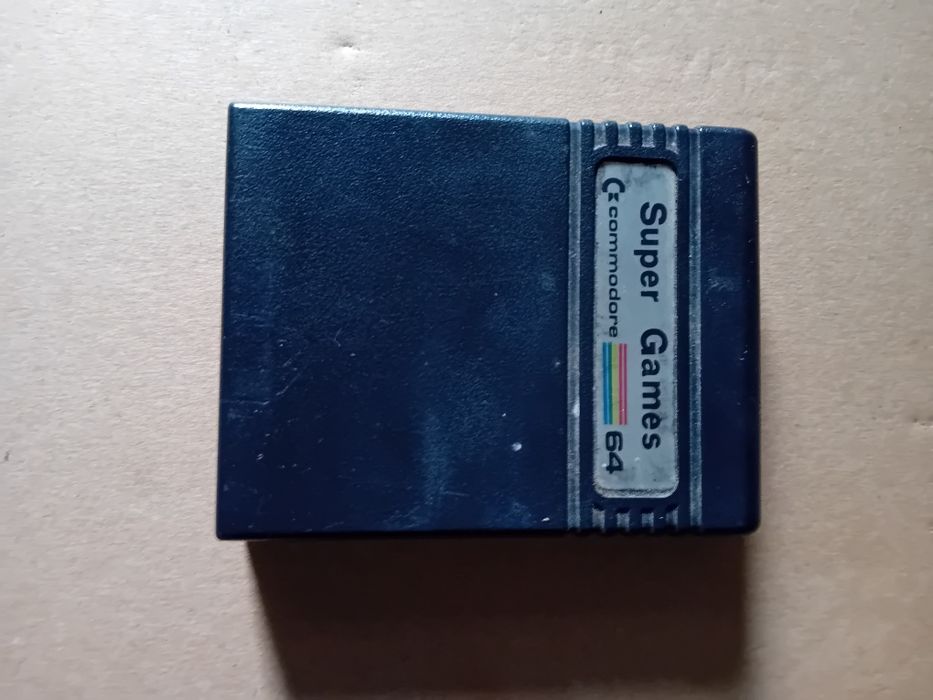 Cartridge Super Games do C64
