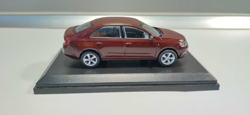Skoda Rapid 12-19 1:43 Abrex