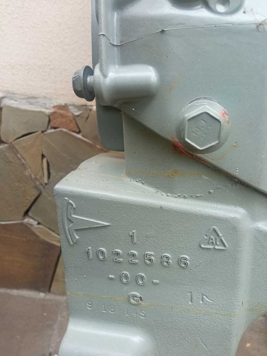 tesla s лонжерон четверть