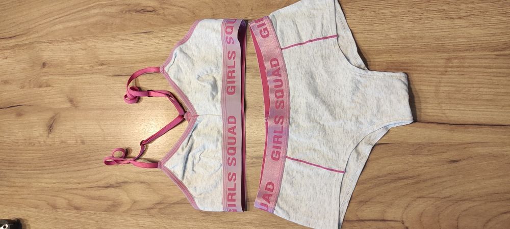 Komplet bielizny roz 146/152