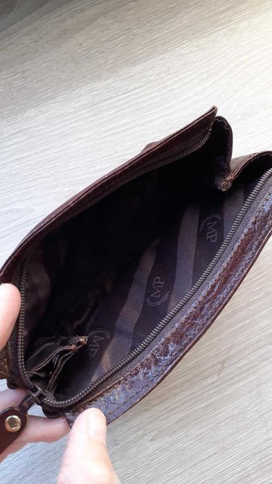 Bolsa castanha pele antiga mulher