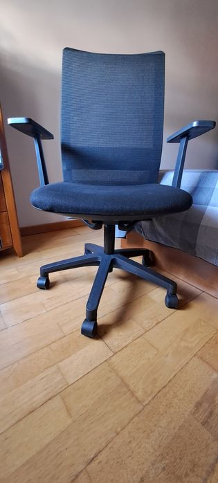 Cadeira ergonómica de escritório
