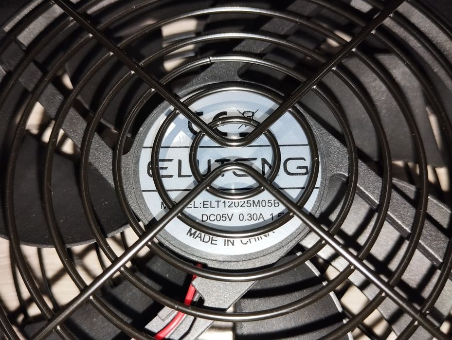 Wiatrak przenośny podwójny