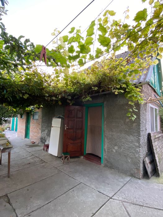 Продам двух поверховий будинок, Засулля