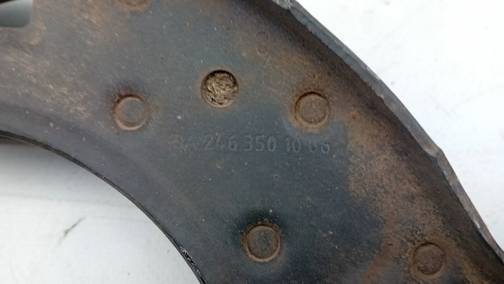 Braço de suspensão trás esquerdo MERCEDES-BENZ Classe A (W176)