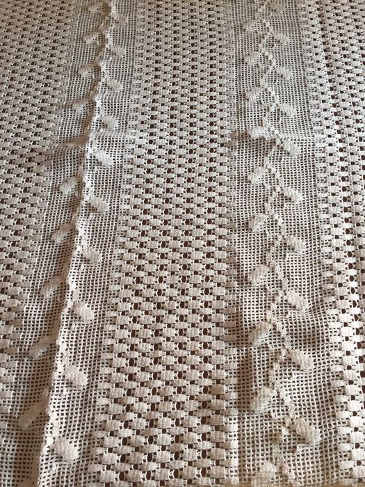 Toalha Renda Oval (130x150cm)