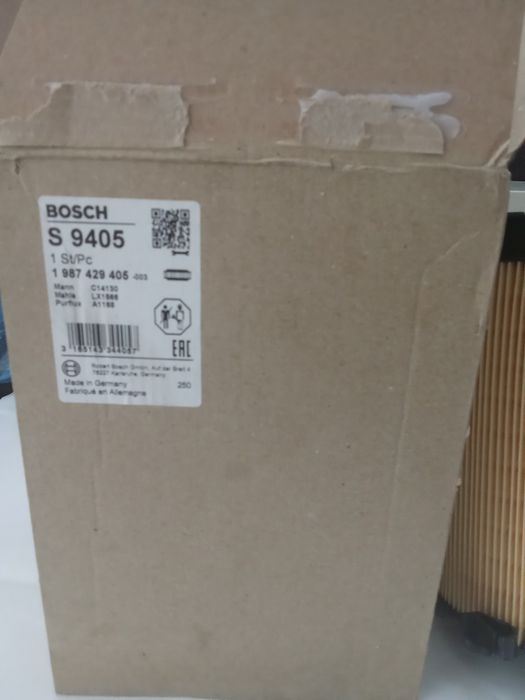 Воздушный фильтр Bosch 1987429405