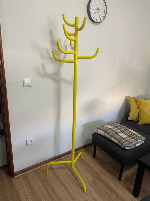 Cabide IKEA BONDSKÄRET amarelo – como novo