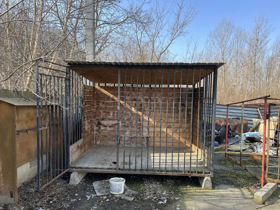 Вольєр для собак