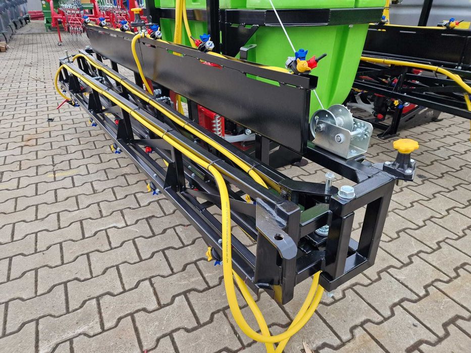 Opryskiwacz zawieszany SHOGUN 1000l 15m Demarol