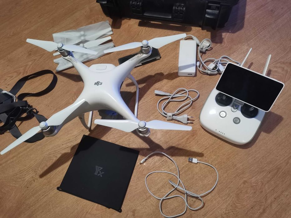 Dron DJI Phantom 4 Pro Plus (+)  Cały Film Zestaw Walizka Plecak