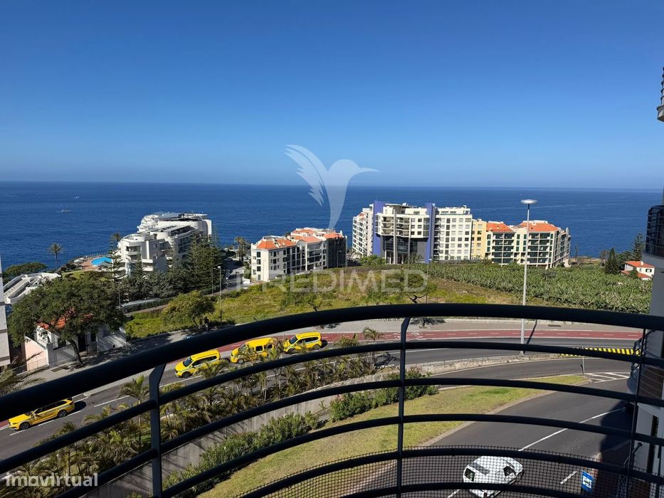 Arrendamento T2 vista mar na Estrada Monumental Funchal