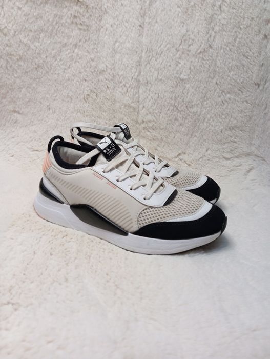 Продам кросівки Puma RS-0