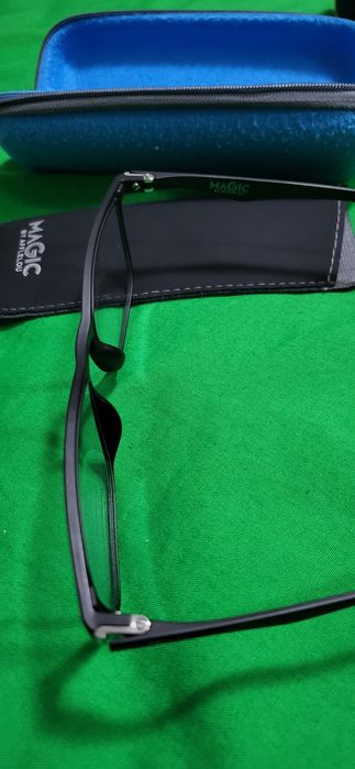 Óculos - armação + caixa + clip lentes sol