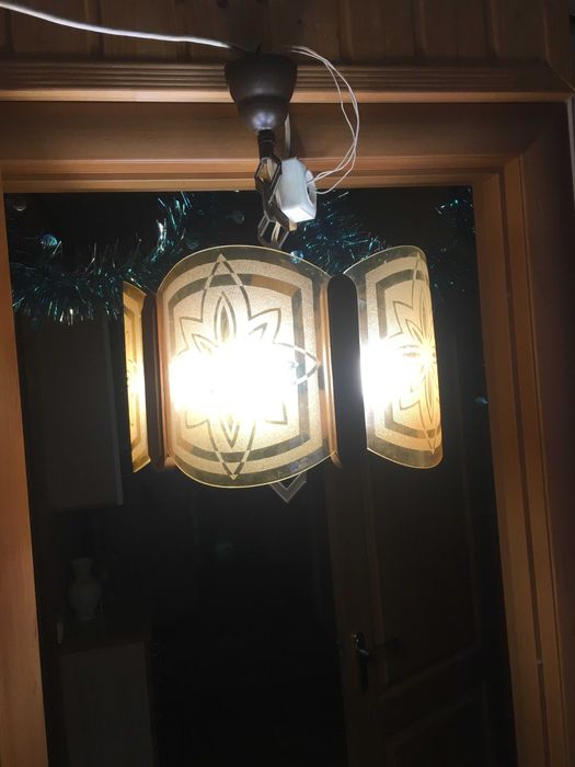 Люстра потолочна на 5 лампочок