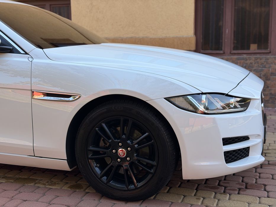 Jaguar XE 2.0 D