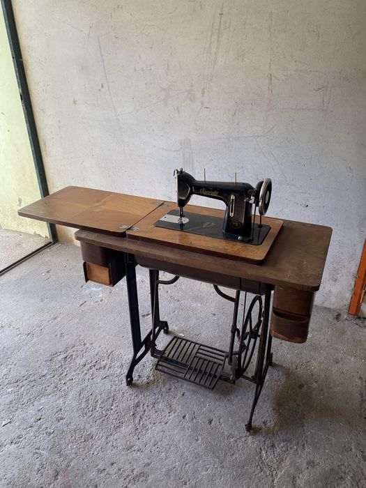 Maquina de costura
