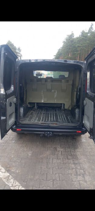 Opel  Vivaro 2.5 CDTI