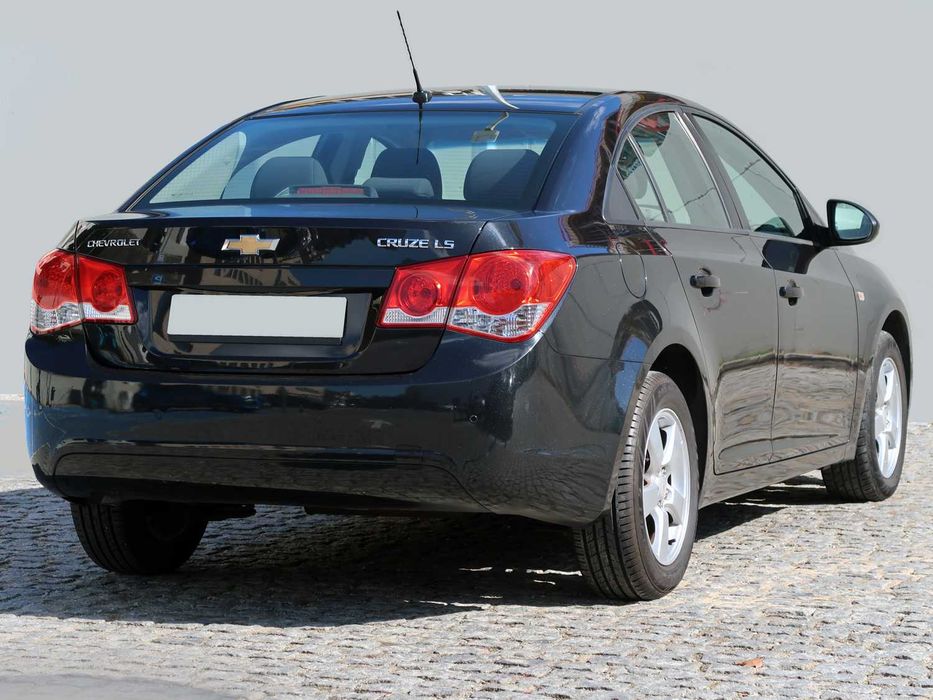 Chevrolet Cruze 1.6 LS 2011 em estado perfeito