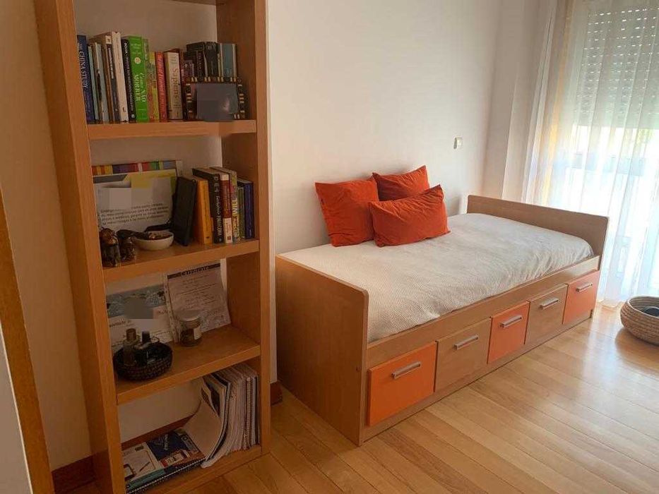 Mobília de Quarto - Ótimo Estado