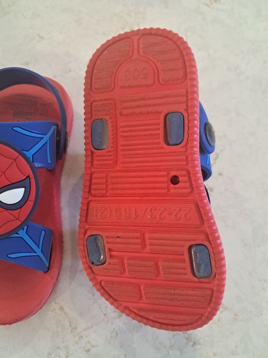 Sandálias Spiderman
