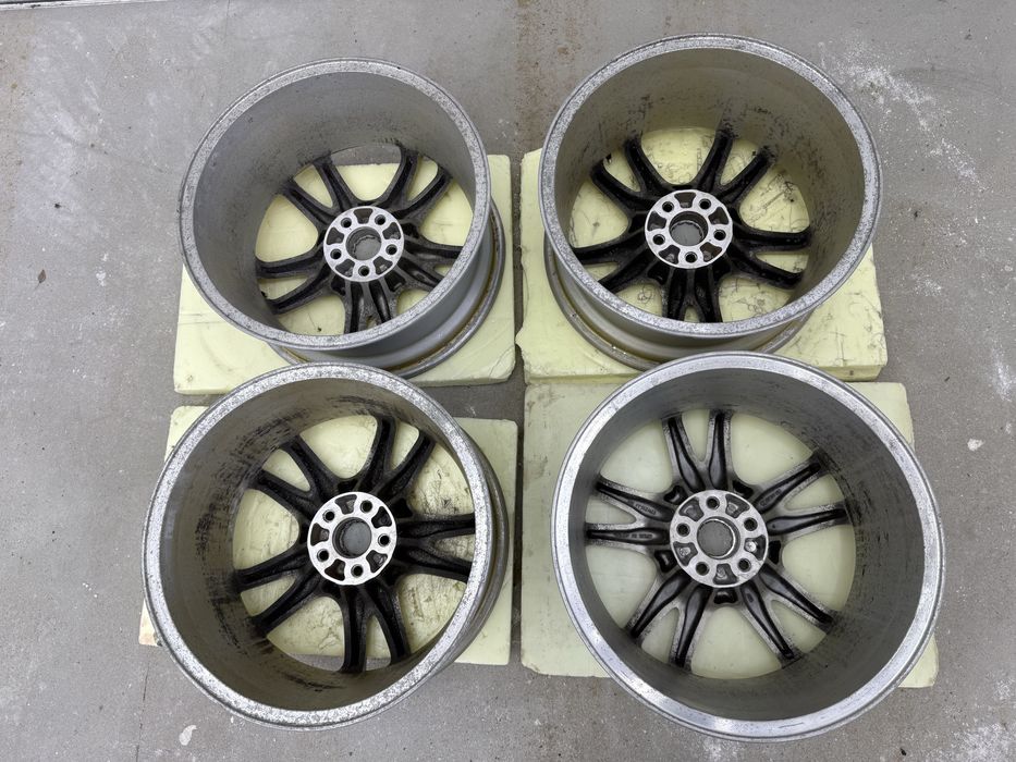 Felgi Subaru STI 5x100