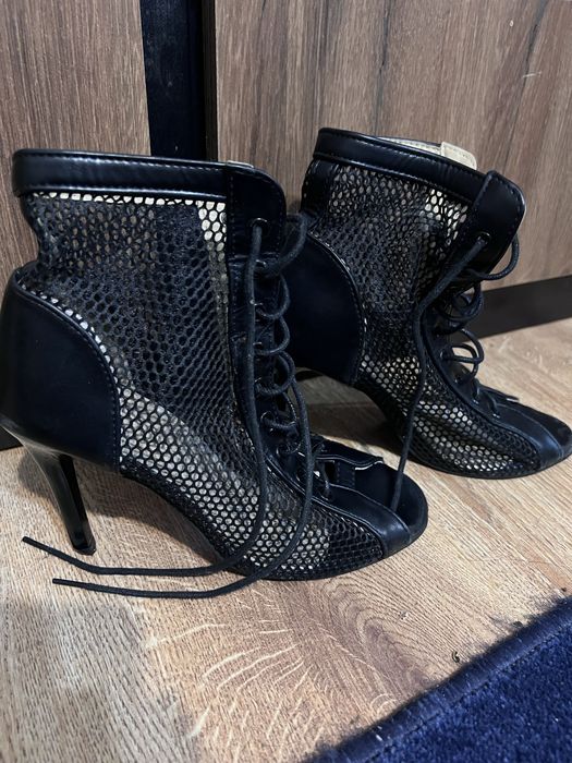 Продам heels б/у