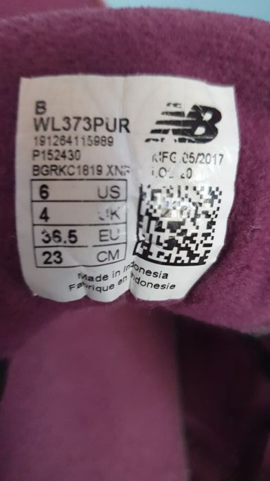Buty sportowe New Balance w modnym kolorze Rozmiarze 36.5