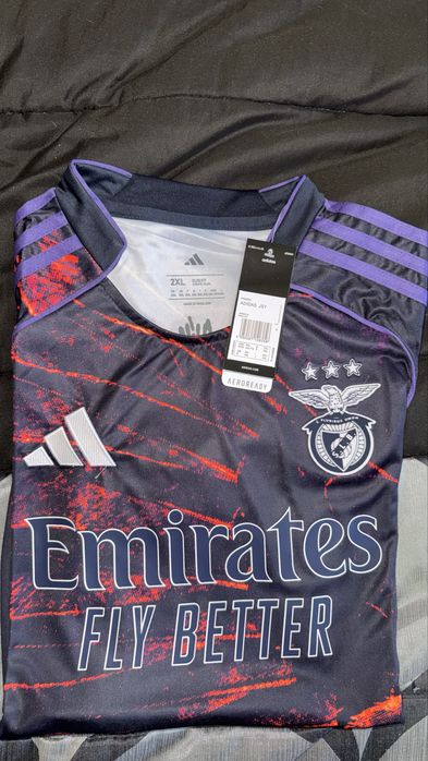 Camisola Benfica x Vhils 2026