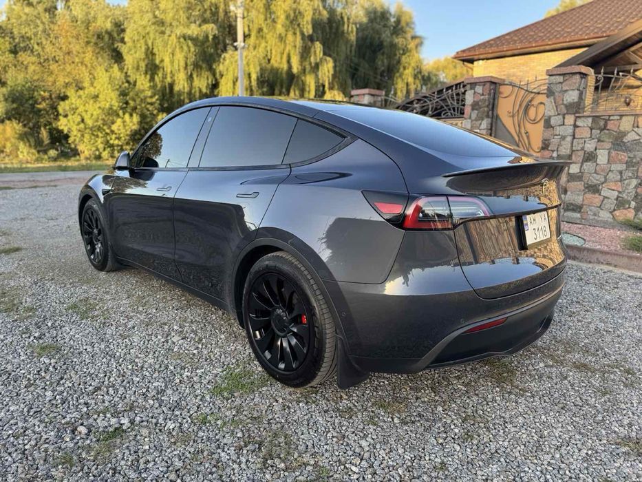 Tesla Model Y 2022