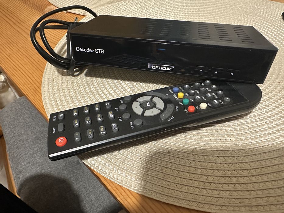 Dekoder STB Opticum + pilot sprawny