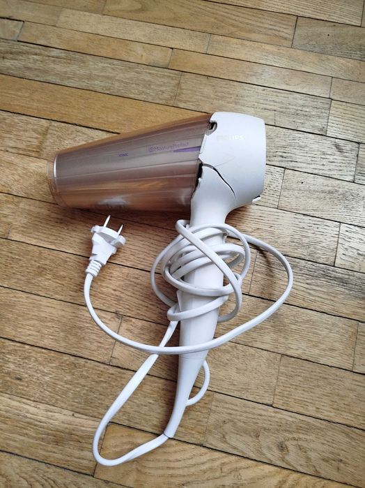 Фен philips moistureprotect ionic
