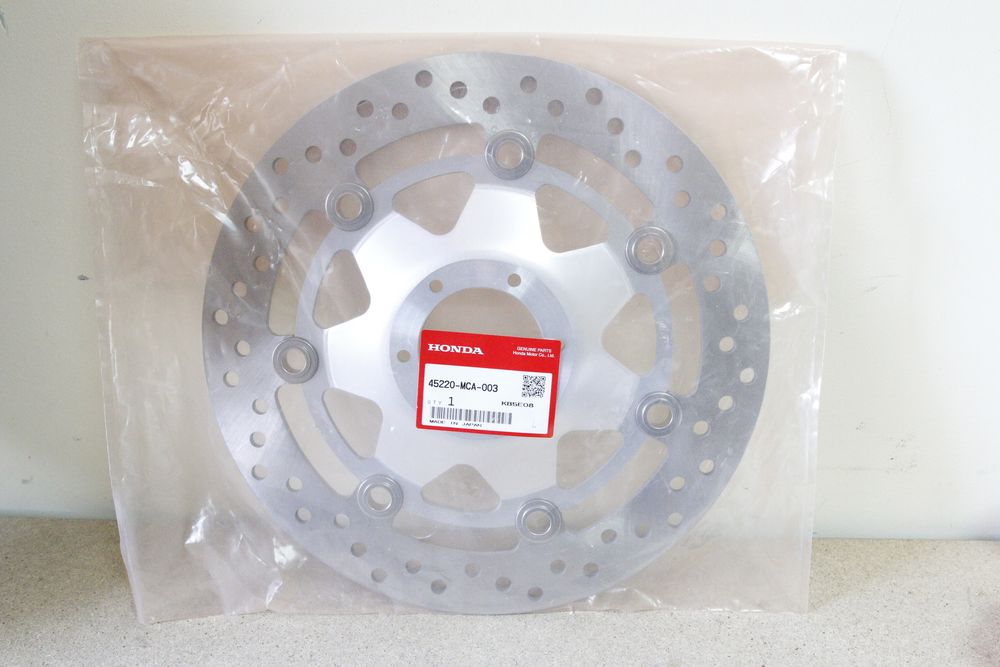 Nowa Tarcza Hamulcowa Przód L OEM (45220-Mca)  Honda Goldwing Gl1800