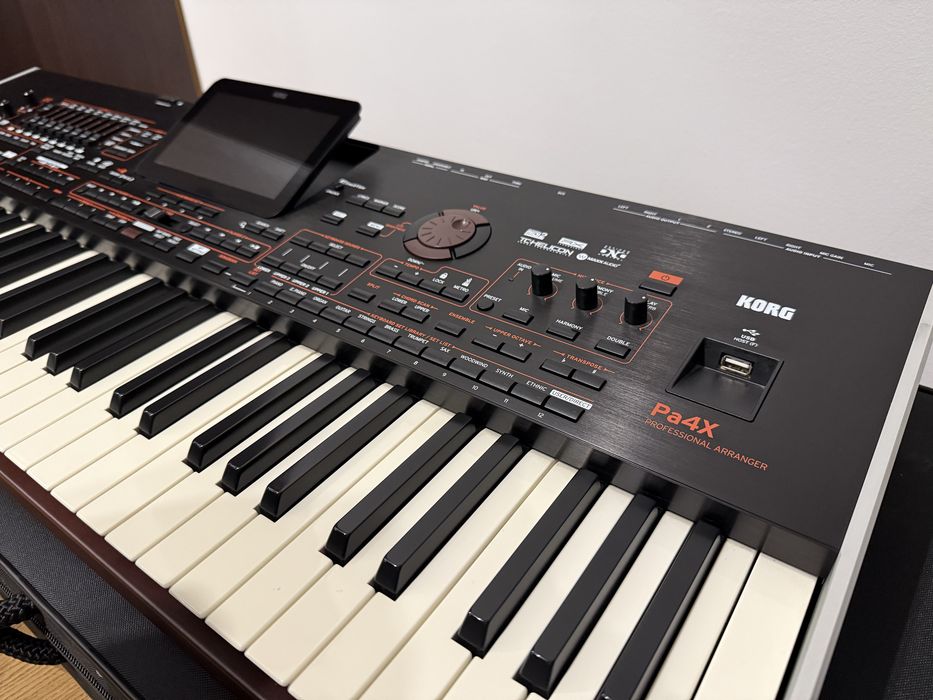 Korg Pa4x International 61 klawiszy
