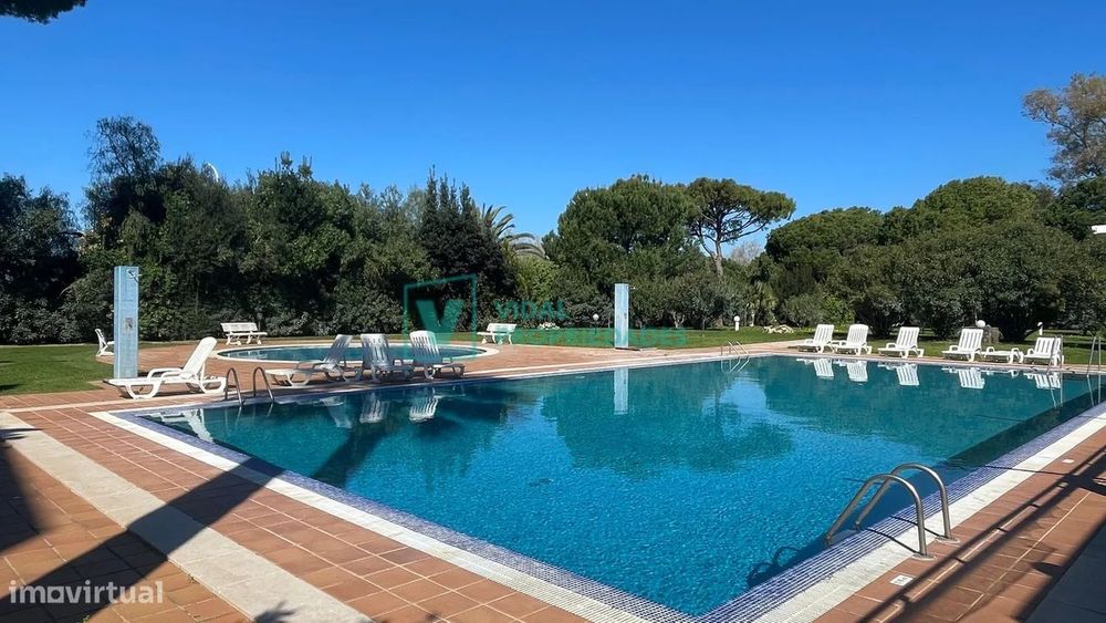 T1 com varanda, piscina e excelente localização em Vilamoura