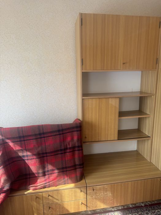 Szafa, meblościanka i komoda na buty